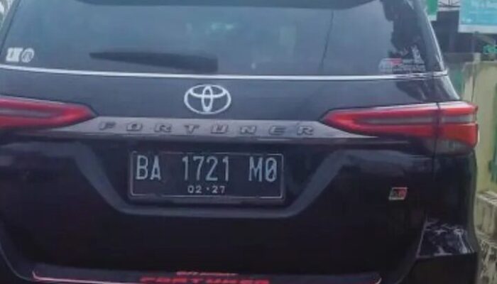 Pengemudi Fortuner di Payakumbuh Bentak Guru TK dan Ancam Tutup Sekolah