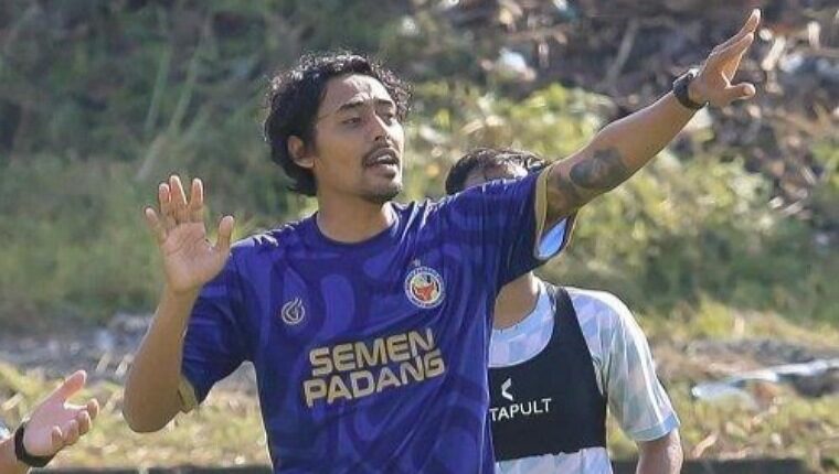 Inilah Caretaker Pelatih Semen Padang FC, FX Yanuar.(ist)