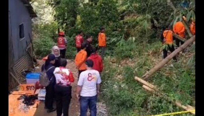 Tim Gabungan Cari Potongan Tubuh Anak Bayi di Bukittinggi