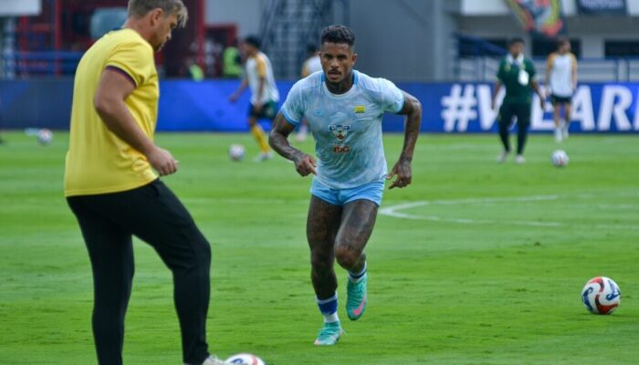 Belum Cetak Gol, Bojan Hodak Pasang Badan untuk Ramon Tanque