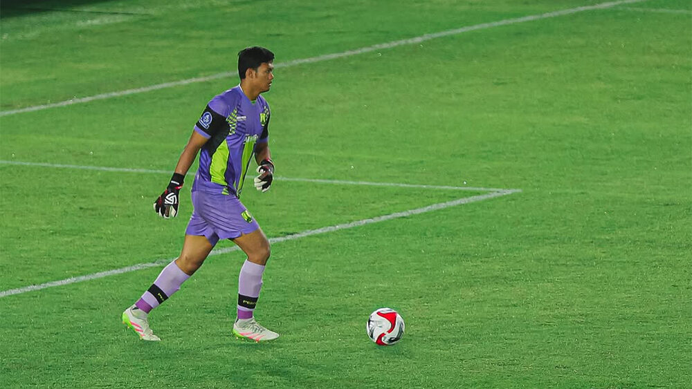 Kiper Persis M Riyandi. (ist)