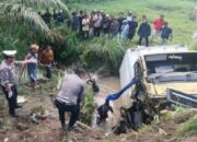 Lakalantas Beruntun KM 53 Pelalawan, Sepasang Suami istri Tewas dan Satu Orang Luka Ringan