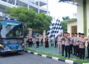 Kapolda Sumbar Lepas Keberangkatan 20 Jamaah Umrah
