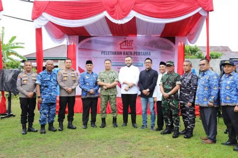 Wali Kota Padang Resmikan Pembangunan 800 Gerai Koperasi Merah Putih. (Singgalang)