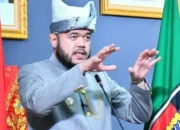 Wali Kota Fadly Amran Lantik Pejabat Eselon II dan 50 Kepala Sekolah