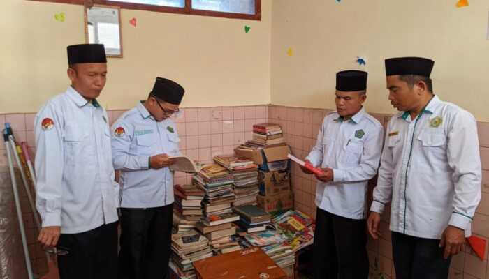 Kemenag Tanah Datar Dorong Masjid Jadi Pusat Literasi