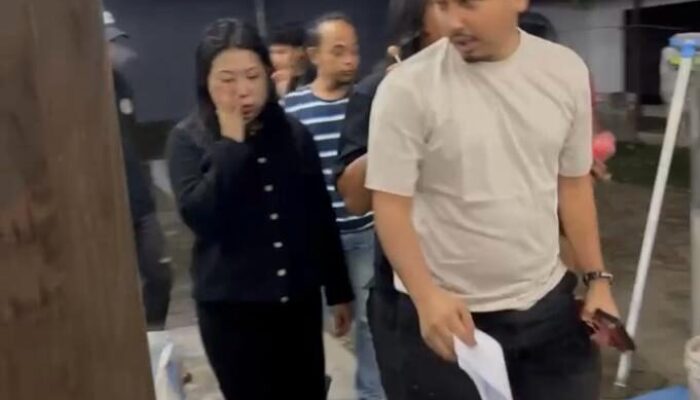 Wanita Muda Ditangkap Tim Klewang Usai Terekam Mencuri di Minimarket Padang