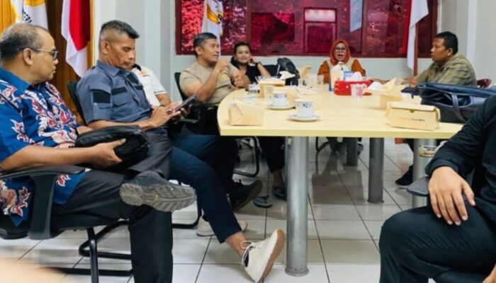 Ketua Umum KONI Pusat Marciano Norman Hadiri Pelantikan KONI Sumbar