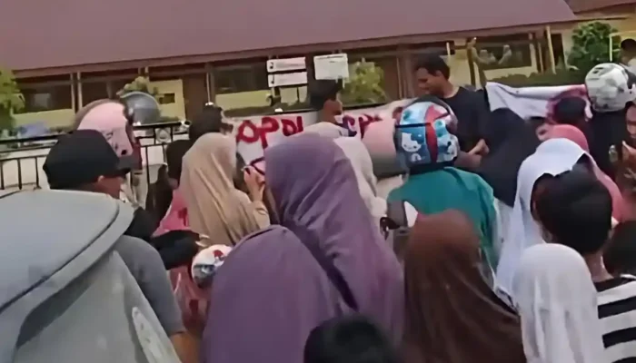 Kepsek SDN 021 Tarai Bangun Dicopot, Terungkap Dugaan Pungli
