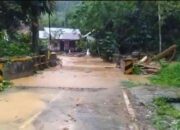 Kemarin Longsor, Banjir Bandang ke Silungkang Palembayan dan Timbun Akses Jalan Bukittinggi