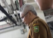 KPK Sambangi Kantor PUPR Riau, Kepala Dinas Turun dan Langsung Digiring