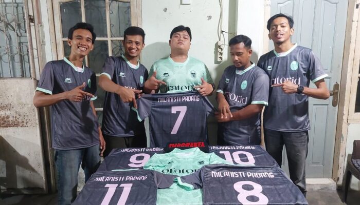 Milanisti Indonesia Sezione Padang Luncurkan Jersey Baru, Gandeng Kabau Apparel
