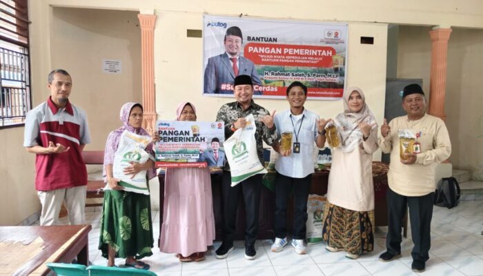 Durian Premium Strategi Ekowisata, Rahmat Saleh Salurkan Ratusan Bibit di Limau Manis