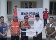Semen Padang Serahkan Bantuan Rp210 Juta, Gubernur Mahyeldi Ingatkan Warga Tetap Waspada