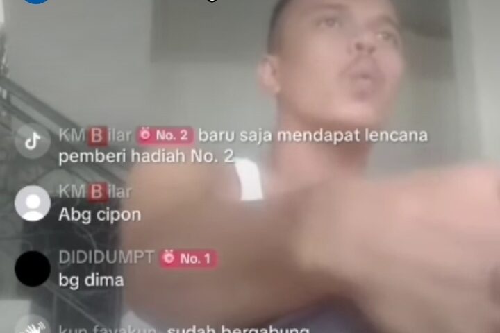 Pelaku FRE alias Mamat sempat melakukan siaran langsung di TikTok saat dalam pelarian. Aksi itu justru memudahkan polisi melacak keberadaannya di Pandeglang, Banten. (Tangkapan layar TikTok/Dok. Polisi)