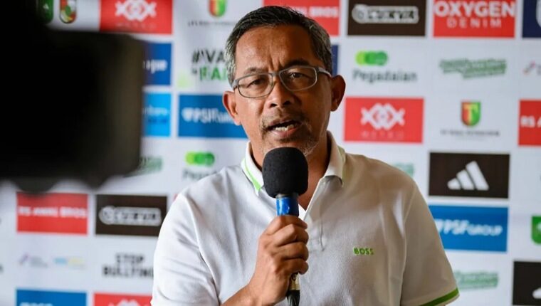 Head Coach PSPS Pekanbaru, Aji Santoso.(ist)