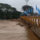 Jembatan Muaro Penjalinan Retak, Pengendara Diminta Putar Balik. (Ist)