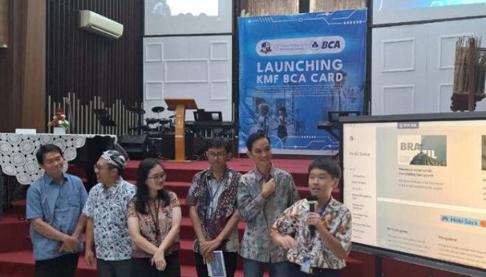 SKKK Padang dan BCA Luncurkan Kartu Siswa Multifungsi Flazz Pertama di Sumbar