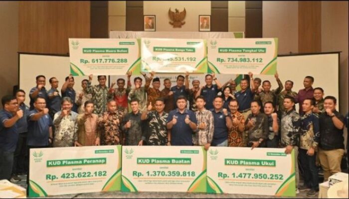 76 KUD Mitra Asian Agri di Riau dan Jambi Raih Premi Sawit Rp5,5 Miliar