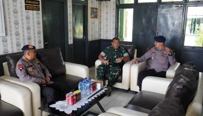 Pererat Sinergi, Dansat Brimob Riau Gelar Kunjungan ke Batalyon Parako 462 Pasgat