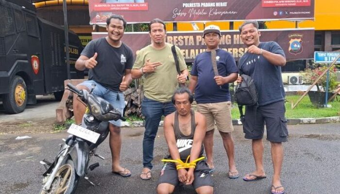 Premanisme Siteba Diciduk Tim Klewang Padang hingga Berak di Celana