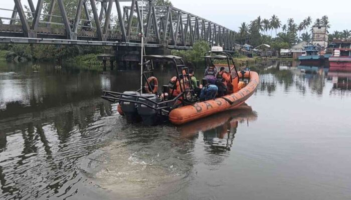 Kapal Primadona Hilang Kontak di Perairan Pasaman Barat, 6 Nelayan Belum Ditemukan