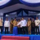 Menteri Perdagangan RI, Budi Santoso melepas ekspor 27 ton gambir Sumatera Barat (Sumbar) yang dikirim PT Salimbado Jaya Indonesia ke India di halaman Istana Gubernur Sumbar. (ist)