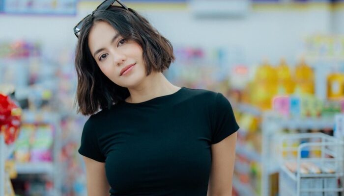 Pevita Pearce Bagikan Tips Jaga Kesehatan Rambut di Tengah Jadwal Padat