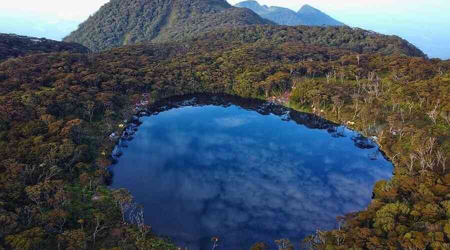 Gunung Singgalang. (Foto: Tripadvisor)