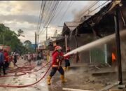 Kebakaran Simpang Cendrawasih Padang, 9 Toko Hangus