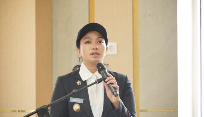 Bupati Dharmasraya Annisa Lantik Lima Pejabat Baru dengan Mandat Strategis