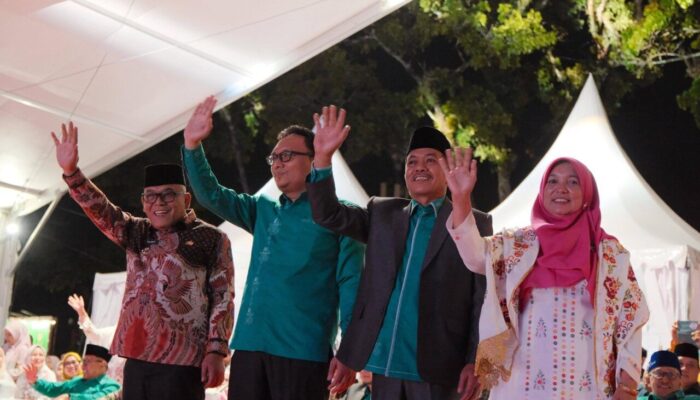Bupati Pasbar Beri Dukungan Penuh Kafilah MTQ Sumbar di Bukittinggi