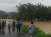 Curah Hujan Ekstrem, Jalur Agam-Pasaman Barat Lumpuh