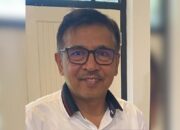 Anak-anak Tamiang Menyapa di Tepi Jalan