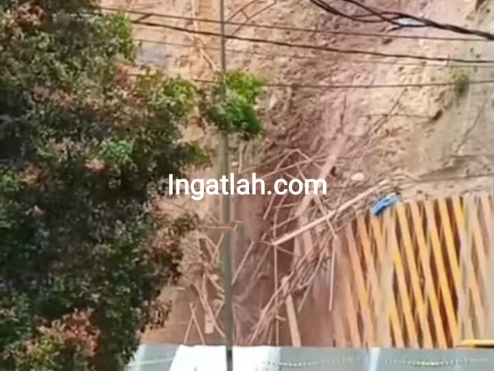 Tangkapan layar longsor di fly over kelok 9, Rabu (17/12/2025). (dok.instagram/@pykkini)