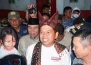 Solidaritas Antardaerah, Gubernur Jabar Kunjungi Korban Banjir di Padang