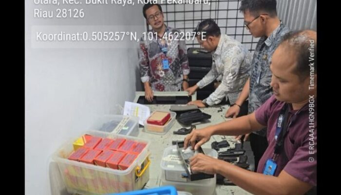 Lapas Kelas IIA Pekanbaru Gelar Razia Mendadak, Temukan HP Hingga Sajam Rakitan