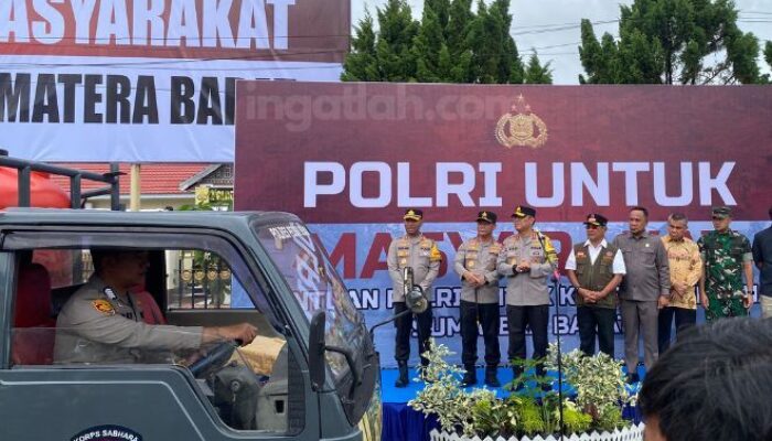 Wakapolri Distribusikan 50 Ton Bantuan Pemulihan Pascabencana di Sumbar