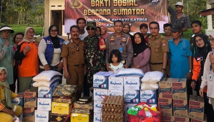 Alumni Akpol 2007 Salurkan Bantuan untuk Warga Terdampak Banjir di Kota Padang