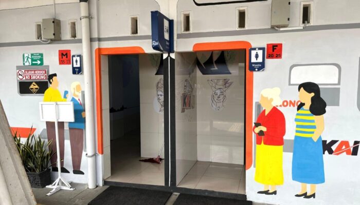 KAI Sumbar Sulap Toilet Stasiun Padang Jadi Estetik Modern Jelang Nataru