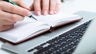 Tak Sekadar Nilai, Ini Contoh Catatan Wali Kelas yang Memotivasi Siswa. (pixabay)