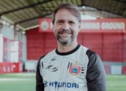 Persija Kalah dari Semen Padang FC, Mauricio Souza Lelah Bahas Kontroversi Wasit