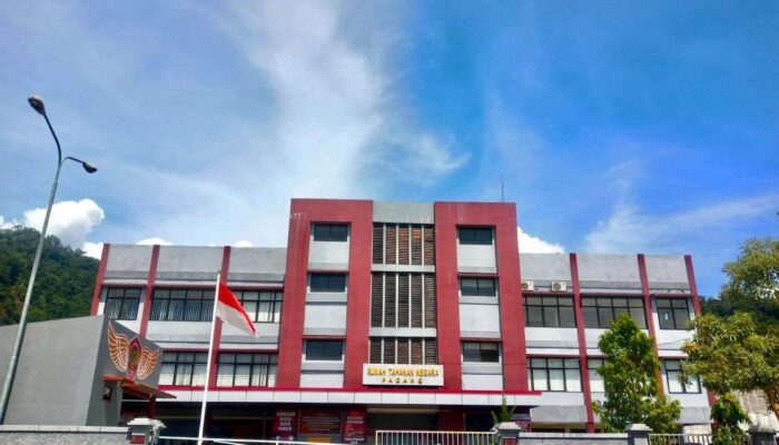 Modus Sembunyikan HP di Pembalut, Pengunjung Rutan Padang Diamankan