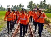 Jelang Lebaran 2026, KAI Divre II Sumbar Intensifkan Pemeriksaan Jalur Kereta Api
