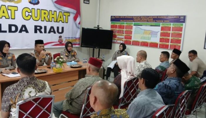 Polda Riau Turun Langsung ke Senapelan, Jumat Curhat Jadi Ruang Solusi Keluhan Warga