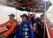 ABK KM Makmur Jaya 89 Terjatuh di Perairan Bengkalis, Basarnas Gabungan Lakukan Pencarian