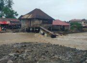 Banjir Saniang Baka Solok, Satu Rumah di Tepi Sungai Hanyut Terbawa Arus