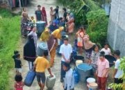 Pasca Banjir Bandang, Warga Pauh dan Kuranji Masih Bergantung Suplai Air Bersih
