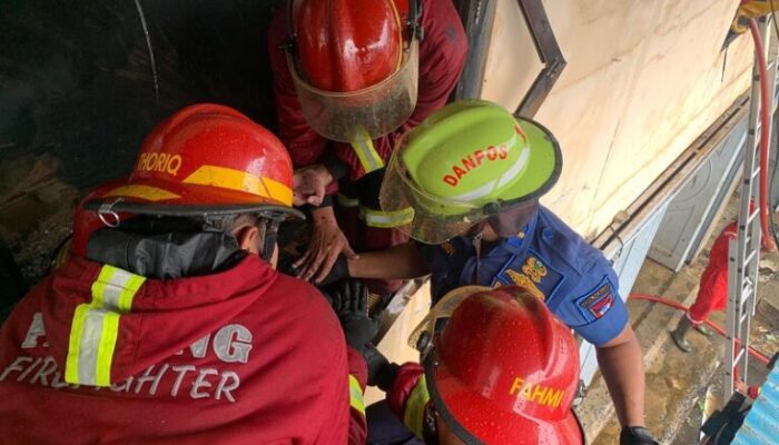 Gudang Ikan di Padang Barat Terbakar, Kerugian Ditaksir Rp600 Juta