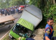 Kecelakaan di Bungus Padang, Warga Meninggal Dunia Terjepit Mobil
